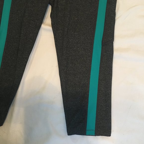 Forever 21 Youth Large Leggings Athletic Workout Pants Black Stretch Yoga Gym - Picture 4 of 9